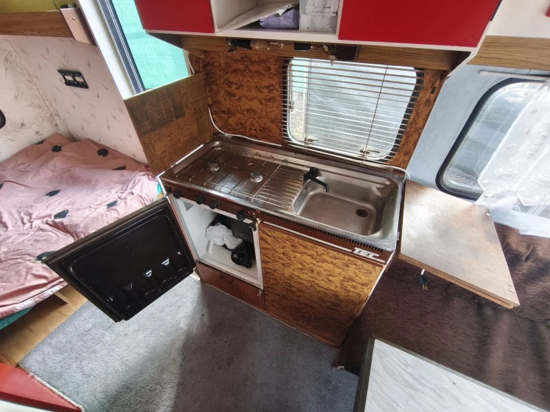 Каравана TEC 420, снимка 12 - Каравани и кемпери - 53084426