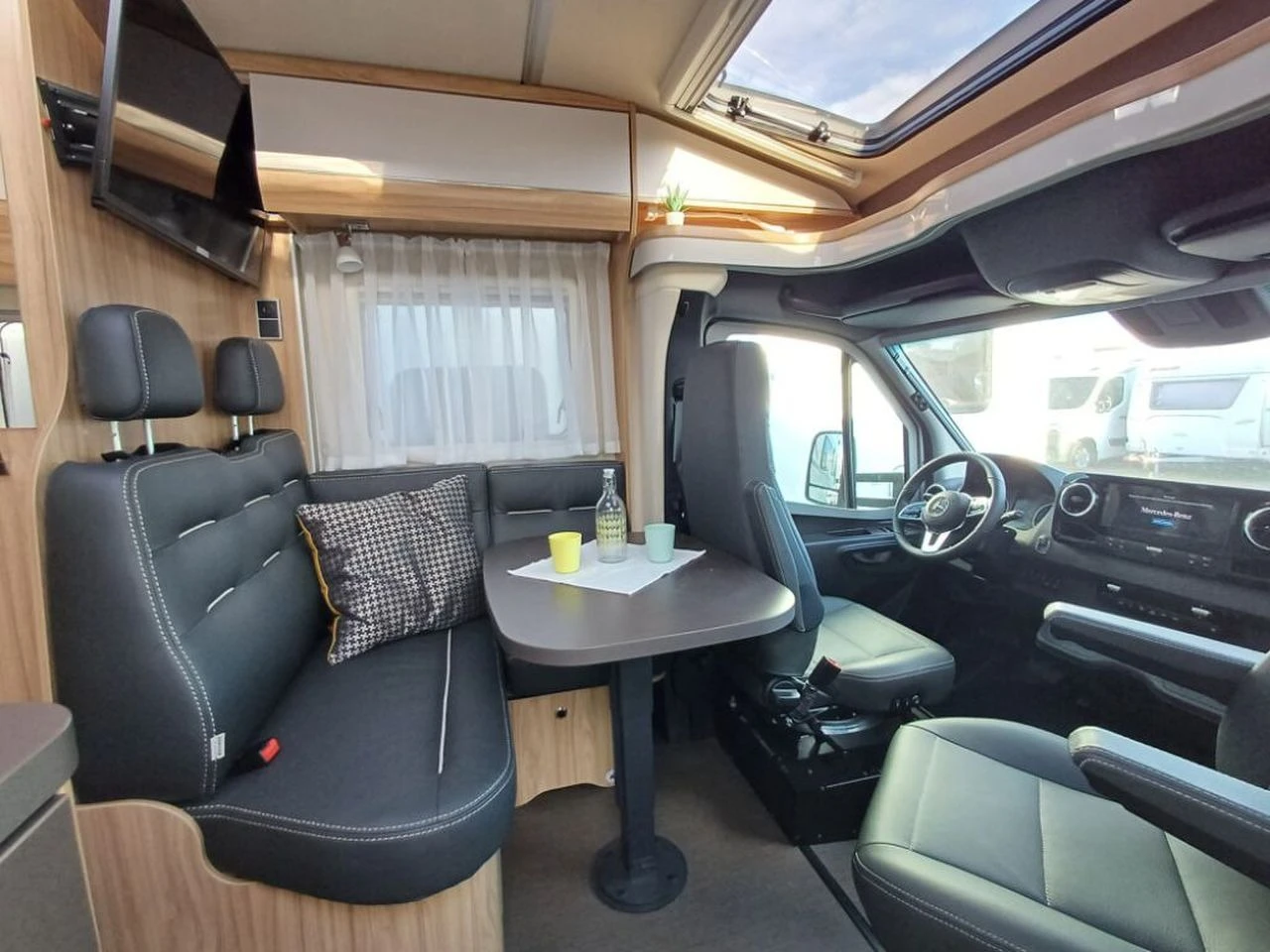 Кемпер HYMER / ERIBA ML - T580 4x4 - изображение 3