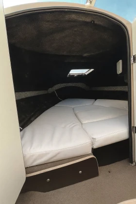 Моторна яхта Bayliner 2052, снимка 16
