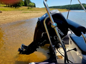 Надуваема лодка MV Marine Excellent RIB/ лодка, двигател, рег. колесар , снимка 4