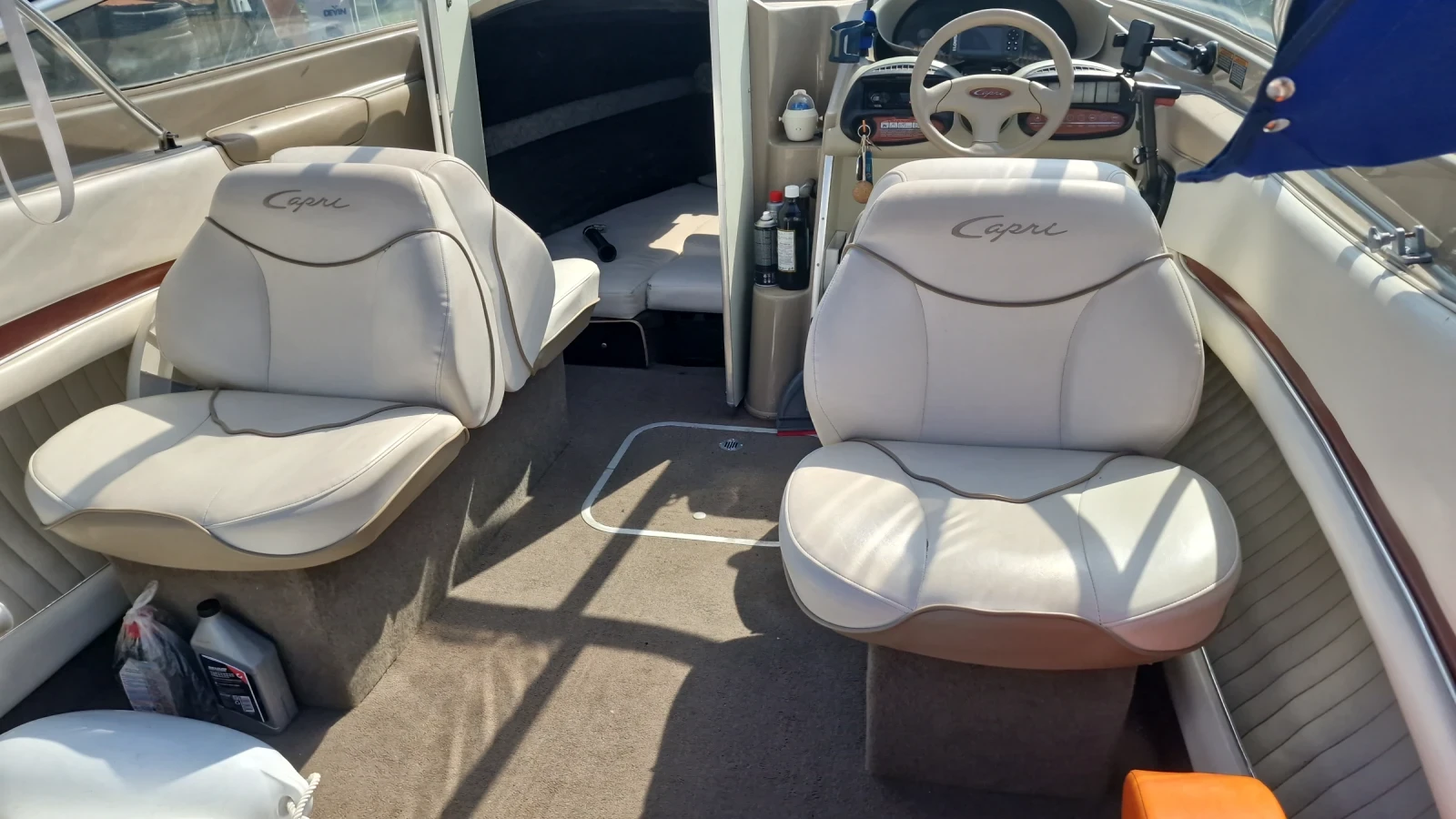 Моторна яхта Bayliner 2052 - изображение 2