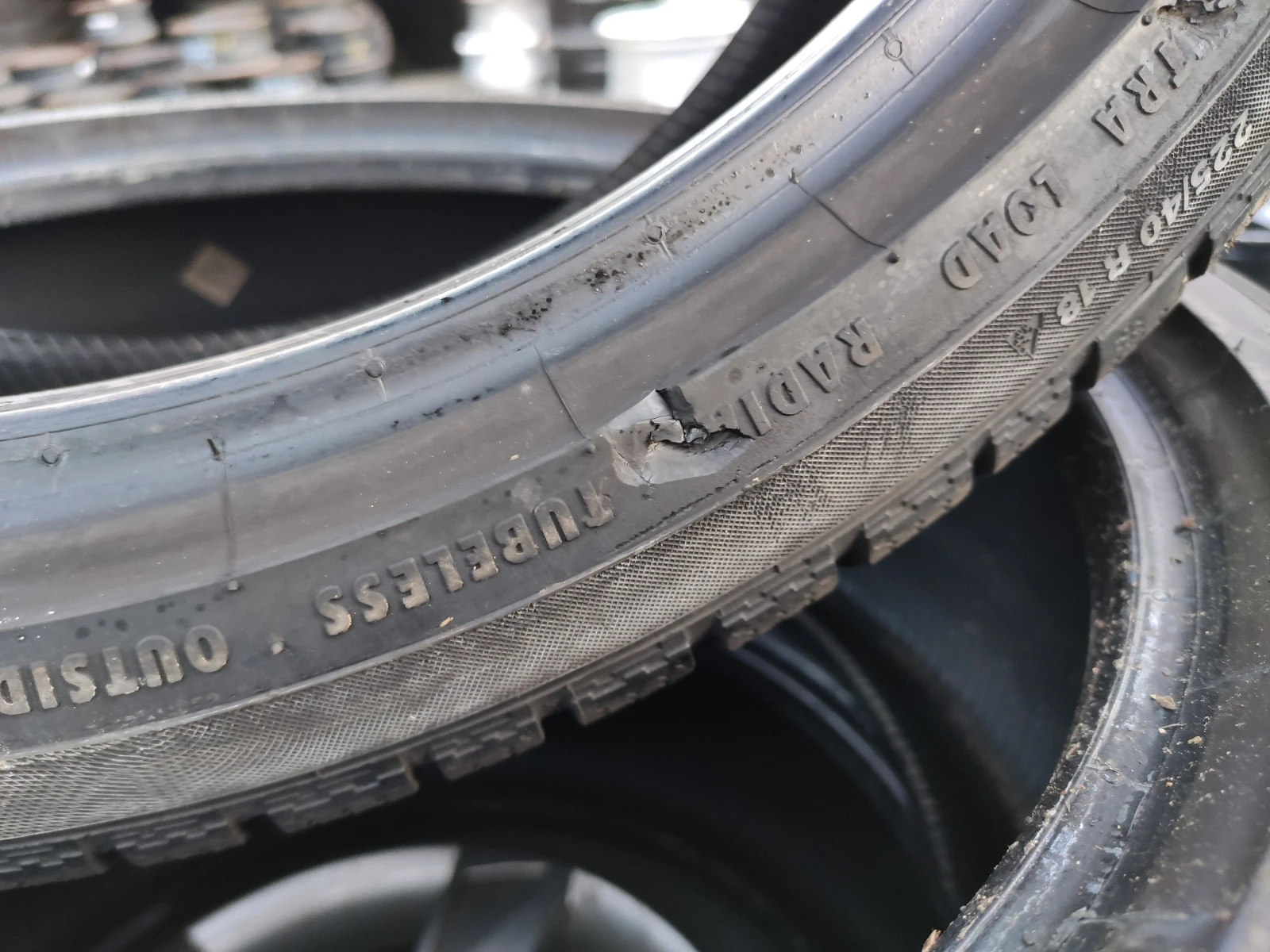  225/40R18 | Mobile.bg   11