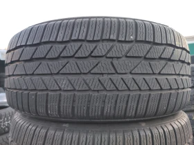 Гуми Зимни 225/40R18, снимка 1 - Гуми и джанти - 47543370