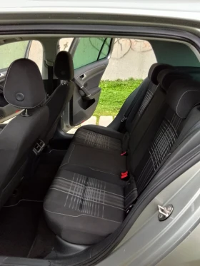 VW Golf 1.6TDI Автоматик 100хил км, снимка 13