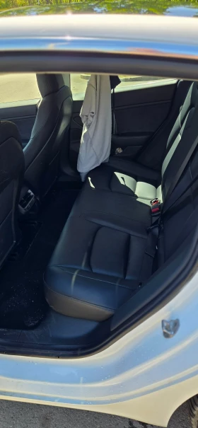 Tesla Model 3, снимка 9