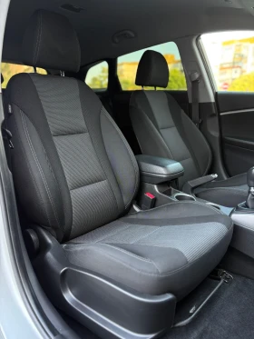 Hyundai I30 1.6 CRDI  114000км Full History, снимка 11