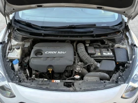 Hyundai I30 1.6 CRDI  114000км Full History, снимка 15