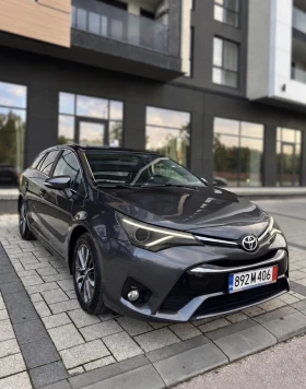 Toyota Avensis 1.8i Edition S, снимка 1