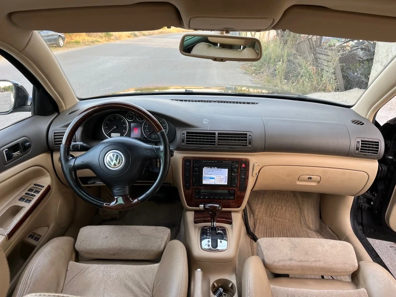 VW Passat 2.8 V6 4x4, снимка 9 - Автомобили и джипове - 47659736