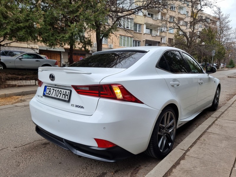 Lexus IS IS 300H , снимка 5 - Автомобили и джипове - 46383975