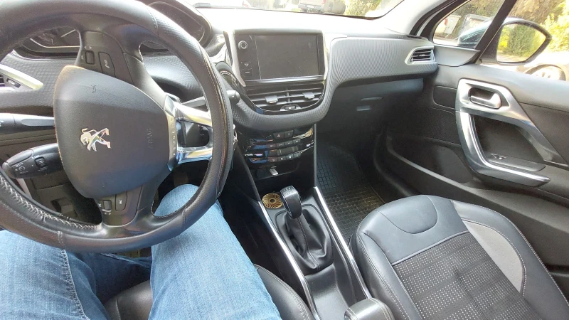 Peugeot 2008 1.6 HDI, снимка 10 - Автомобили и джипове - 47285989