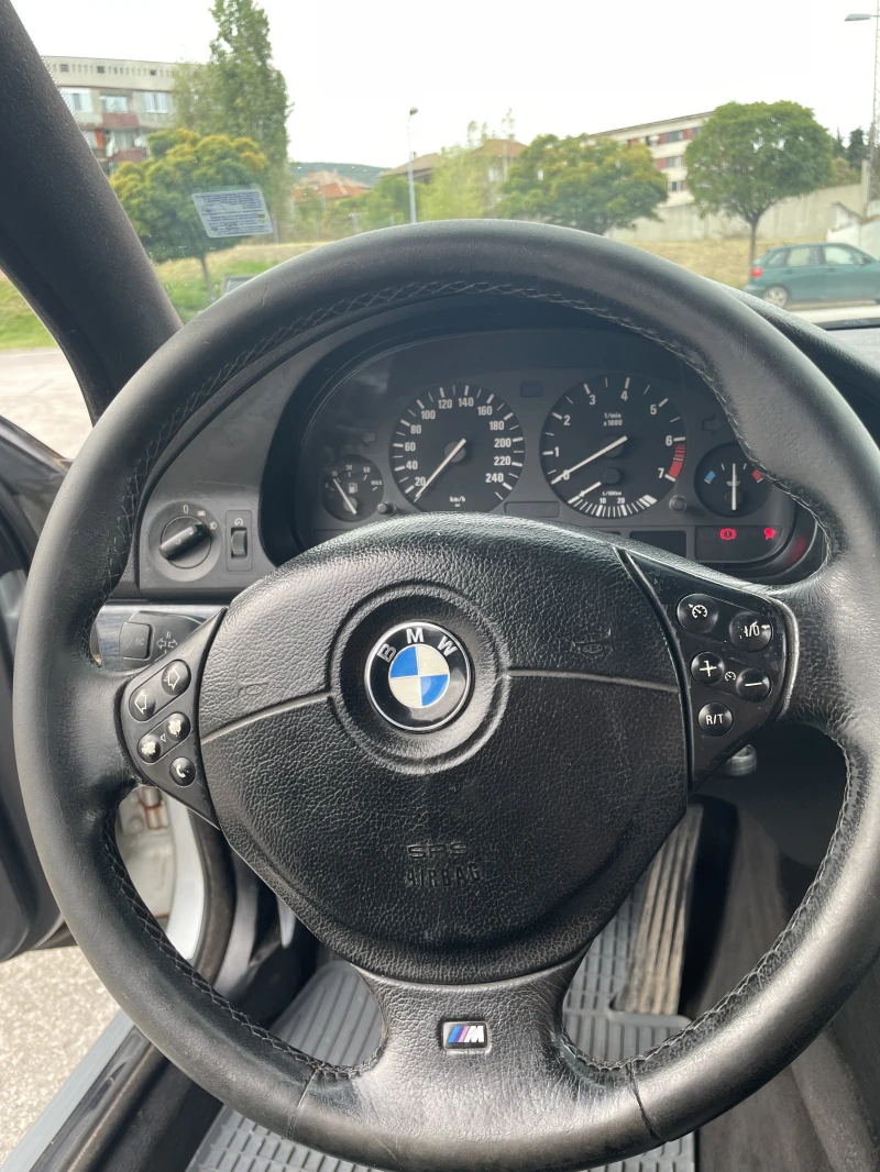 BMW 528, снимка 15 - Автомобили и джипове - 47282919