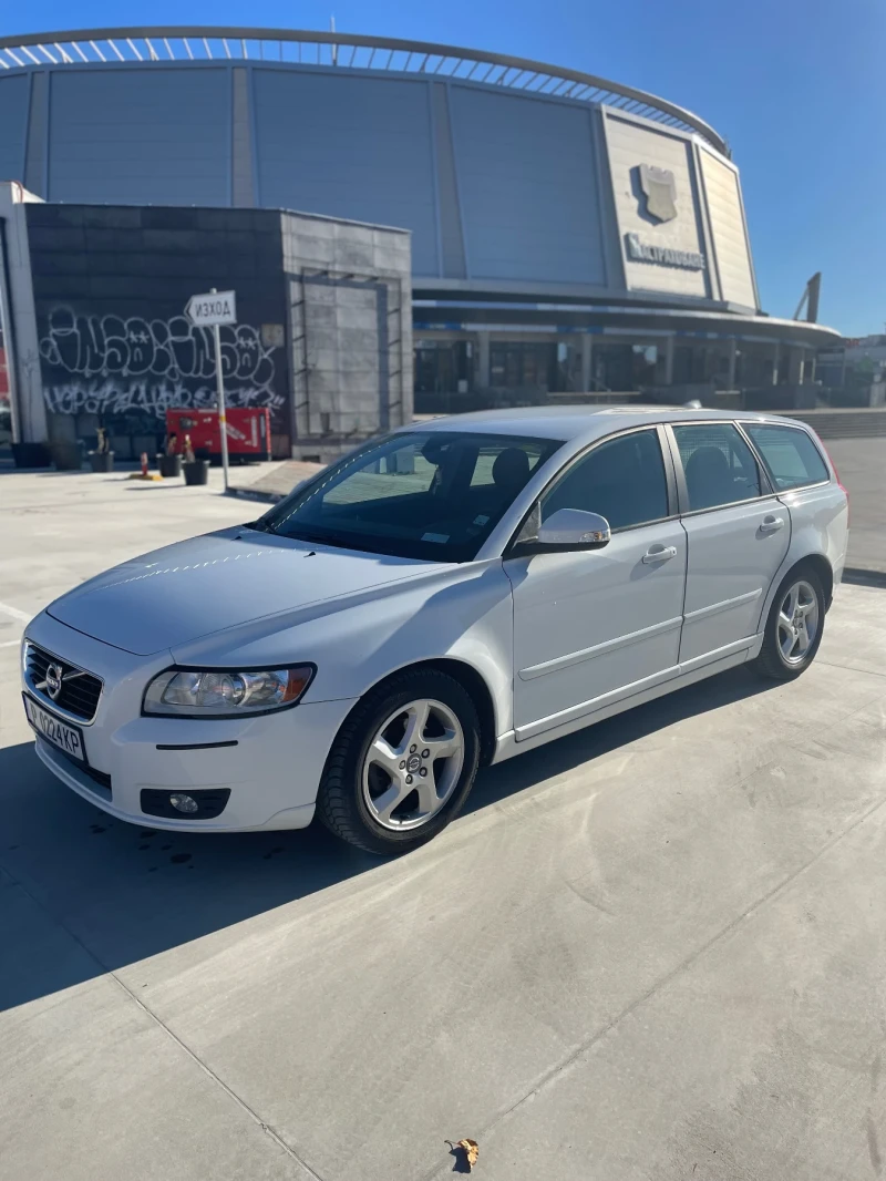 Volvo V50 1.6D , снимка 1 - Автомобили и джипове - 48393533