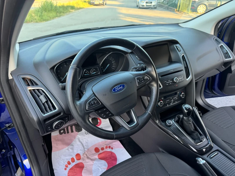 Ford Focus 1.6i GPL-Navi, снимка 9 - Автомобили и джипове - 50649926