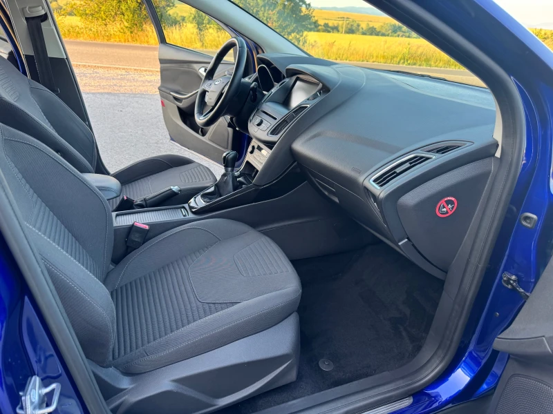 Ford Focus 1.6i GPL-Navi, снимка 11 - Автомобили и джипове - 50649926