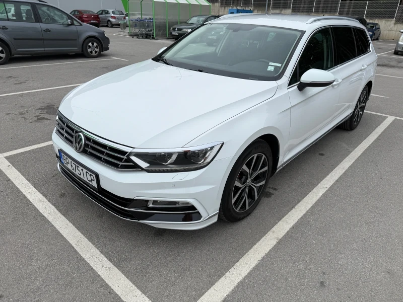 VW Passat 2.0TDI R-line DISTROIC /FULL LED, снимка 8 - Автомобили и джипове - 51909845