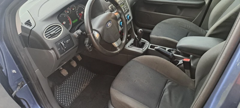 Ford Focus Peugeot 1.6 TDCI, снимка 11 - Автомобили и джипове - 52165328