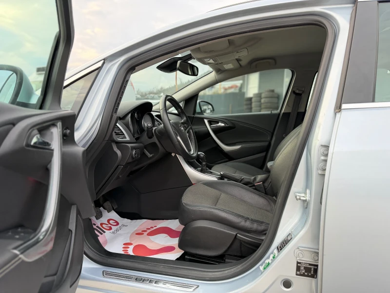 Opel Astra 1.6CDTI CAMERA-10%, снимка 9 - Автомобили и джипове - 52630241
