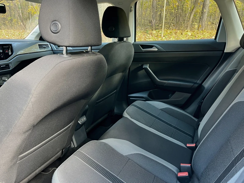 VW Polo Highline 1.0 TSI BMT DSG, снимка 13 - Автомобили и джипове - 52655367