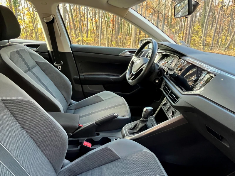 VW Polo Highline 1.0 TSI BMT DSG, снимка 14 - Автомобили и джипове - 52655367