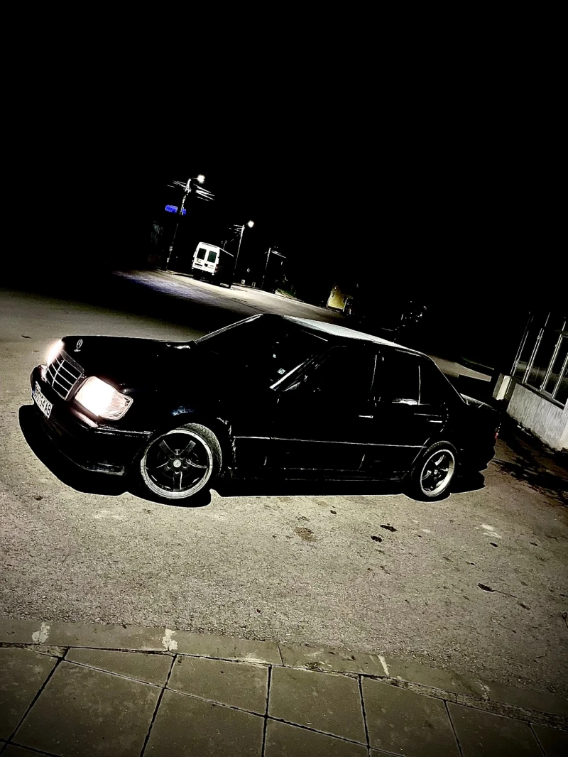 Mercedes-Benz 124, снимка 2 - Автомобили и джипове - 52816463