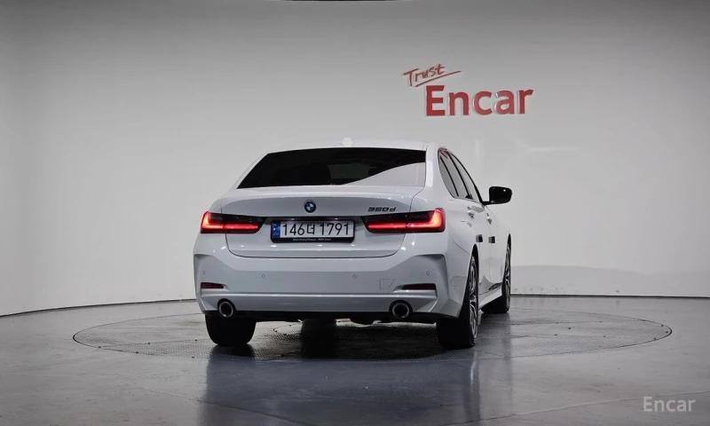 BMW 320, снимка 4 - Автомобили и джипове - 53091350