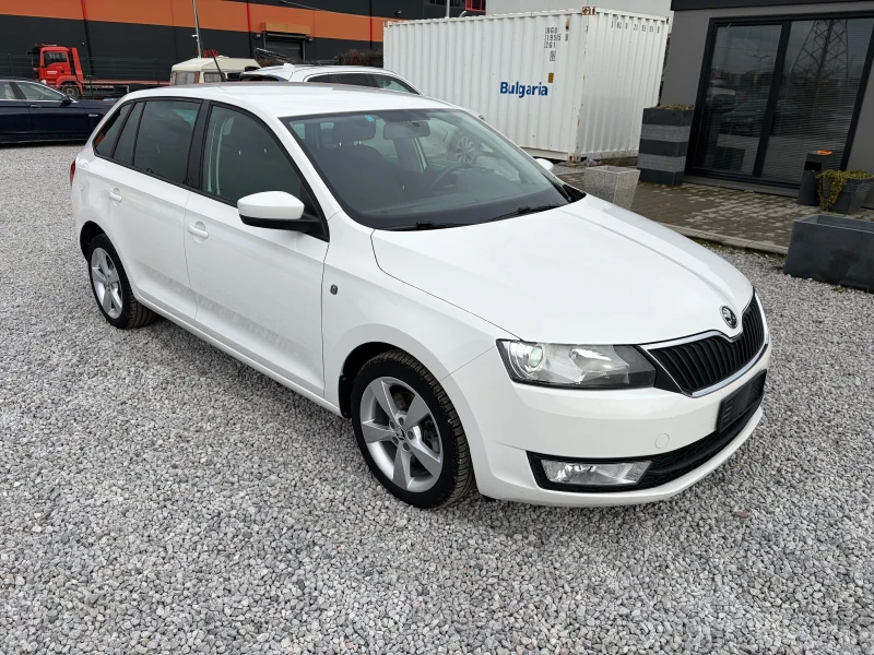 Skoda Rapid ELEGANCE 1.6TDI-105k.c /Navi., Xenon/, снимка 9 - Автомобили и джипове - 53563269