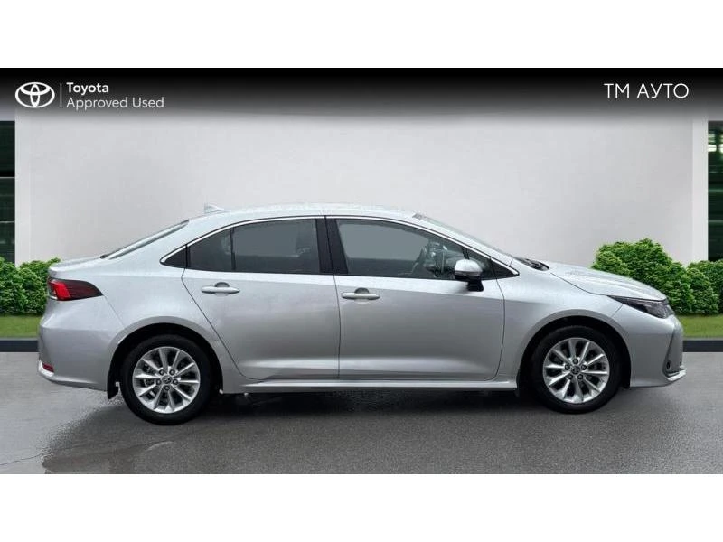 Toyota Corolla 1.5 6MT EXECUTIVE MY21, снимка 17 - Автомобили и джипове - 53465956