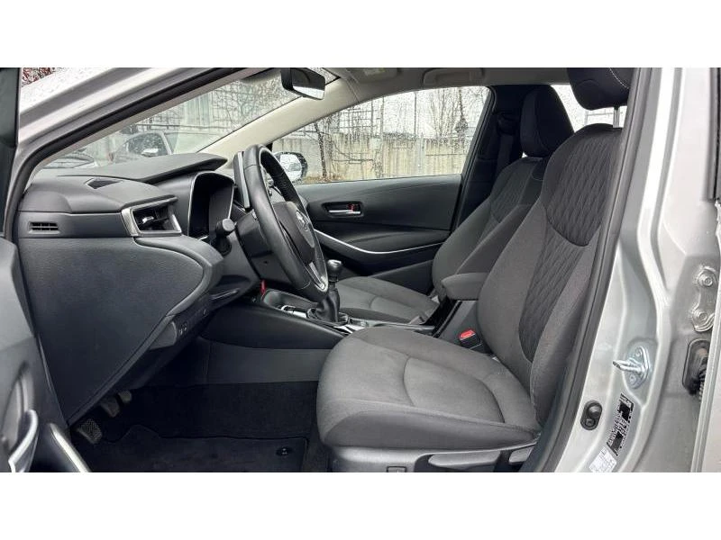 Toyota Corolla 1.5 6MT EXECUTIVE MY21, снимка 12 - Автомобили и джипове - 53465956