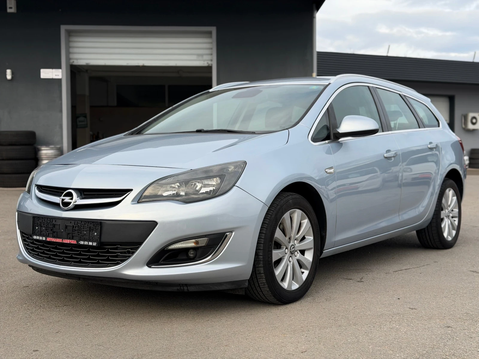 Opel Astra 1.6CDTI CAMERA-10%, снимка 1