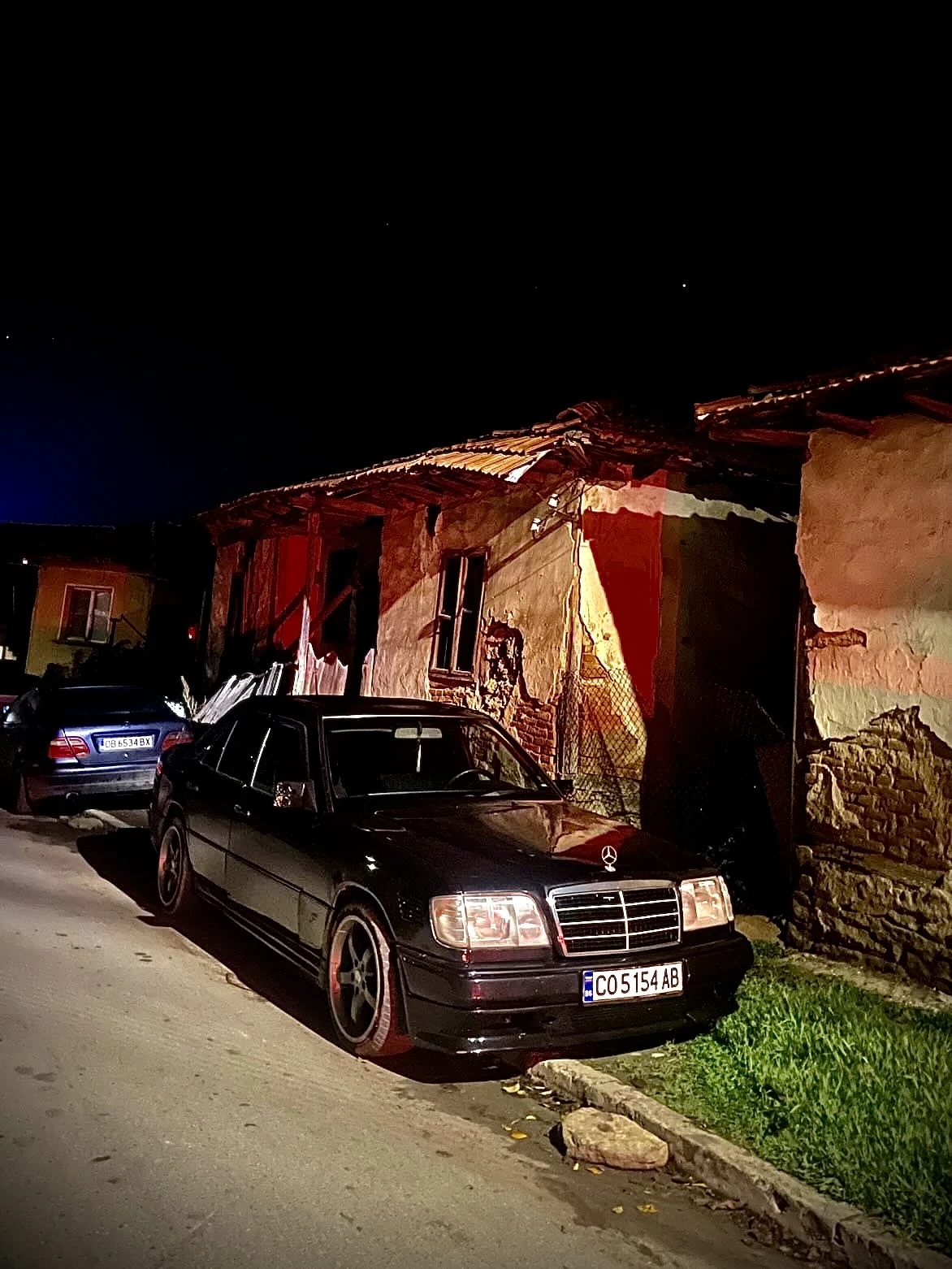 Mercedes-Benz 124, снимка 1