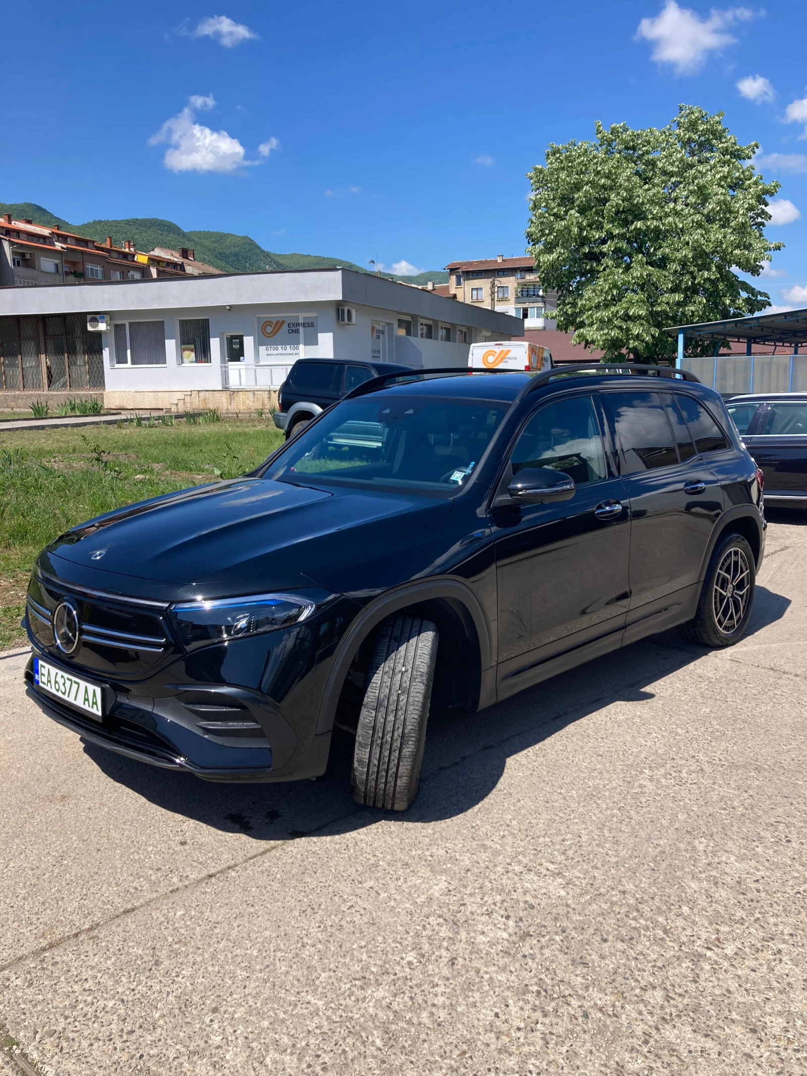 Mercedes-Benz EQB 300 | Mobile.bg   1
