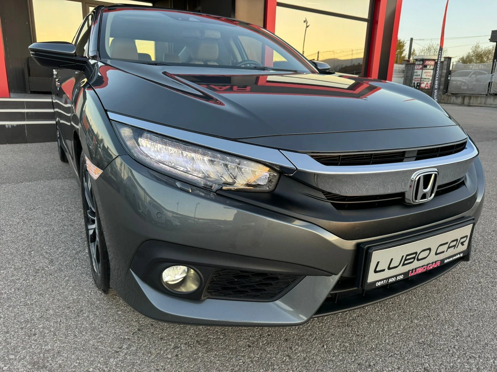 Honda Civic 1.5i-DISTRONIC-KEYLESS-ШИБЕДАХ-ПОДГРЕВ-КОЖА-FULL- - изображение 9