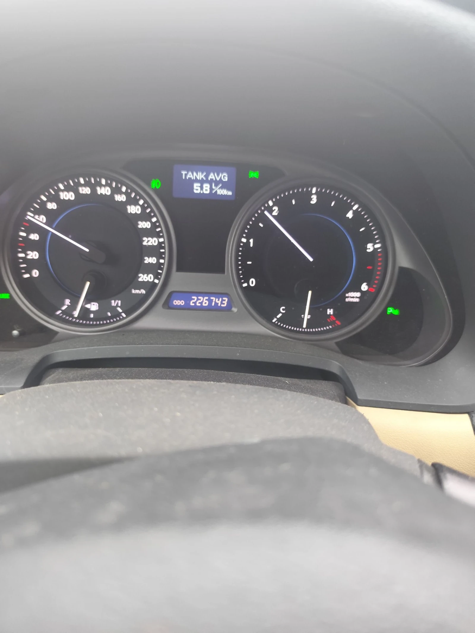 Lexus IS 220d  - изображение 6