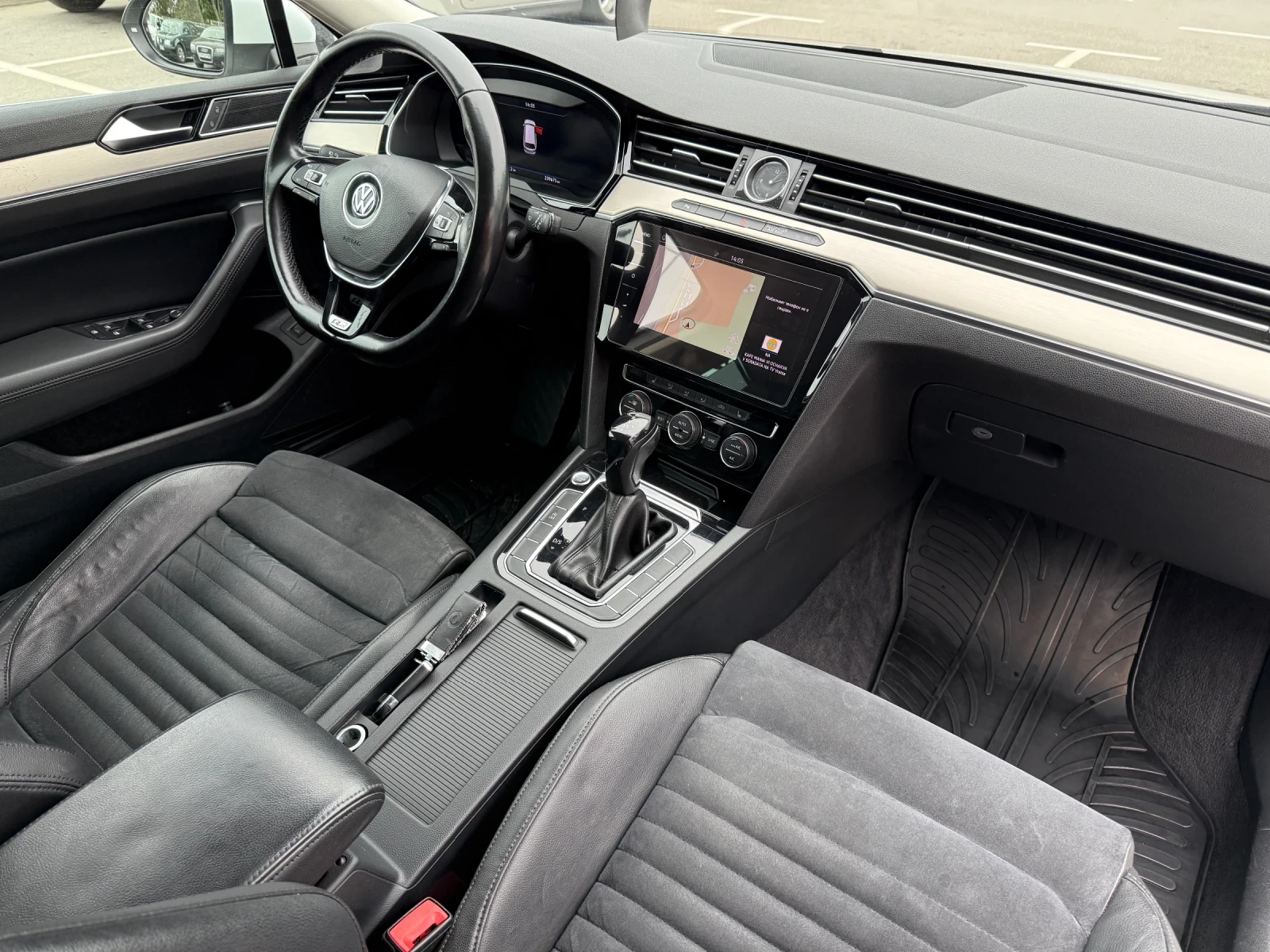 VW Passat 2.0TDI R-line DISTROIC /FULL LED | Mobile.bg   12