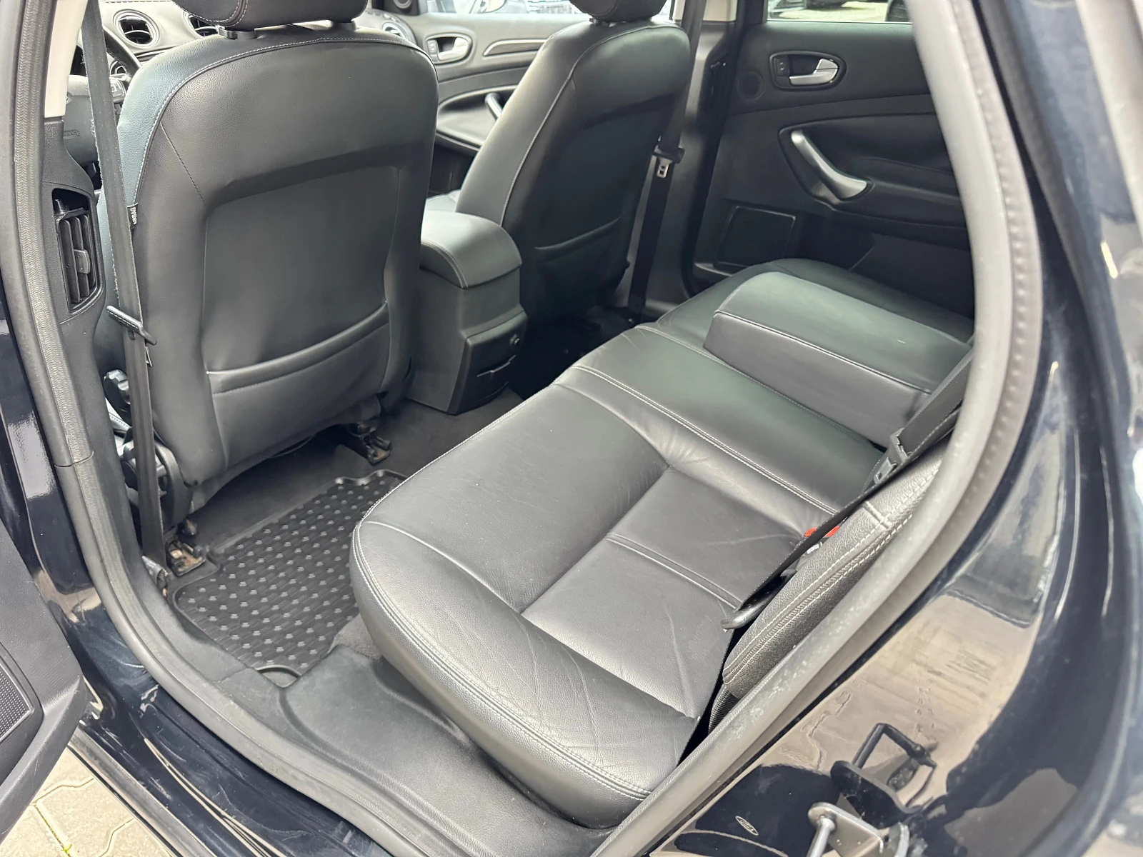 Ford Mondeo 2.0TDCi * TITANIUM* /// | Mobile.bg   13