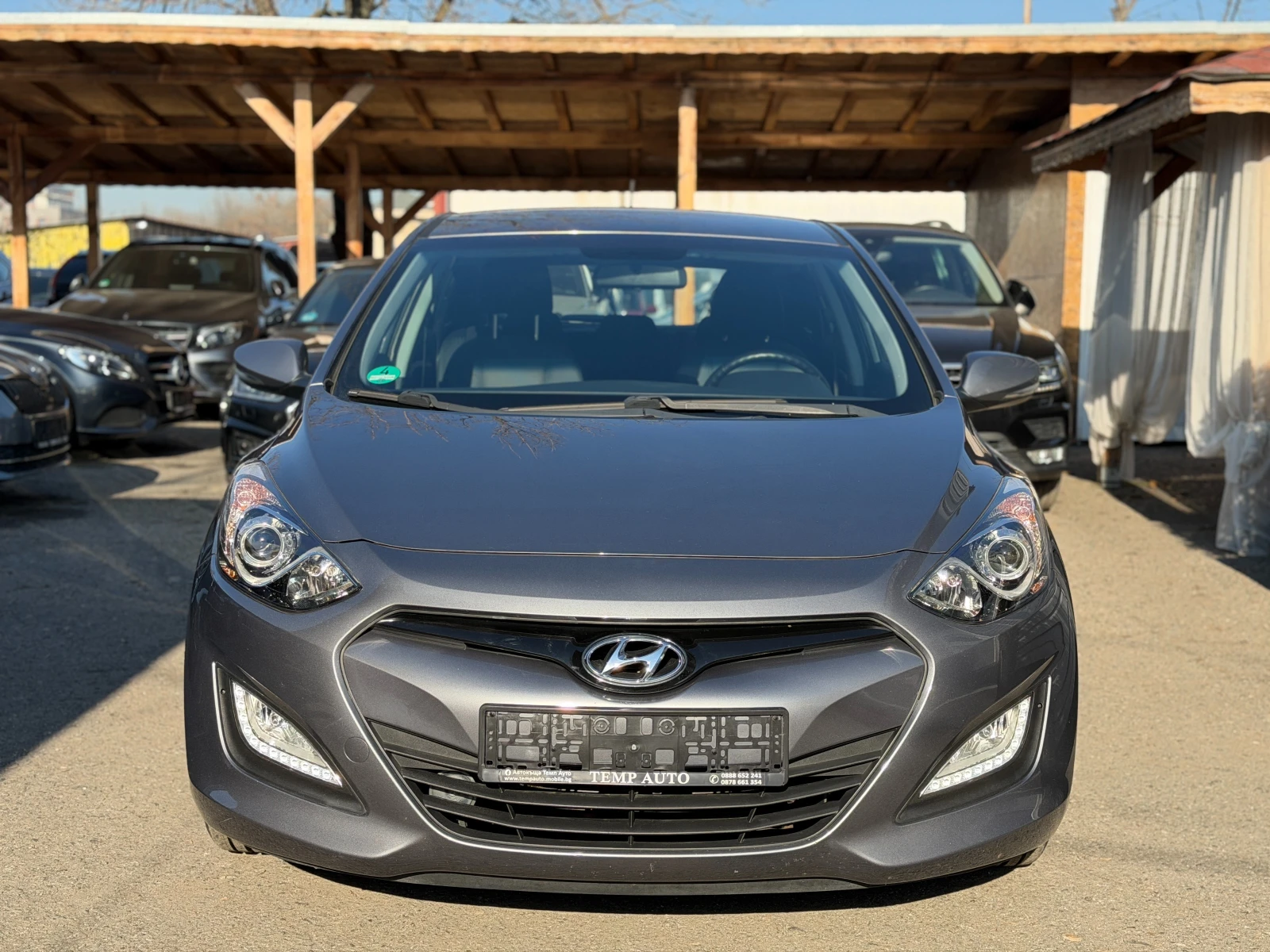 Hyundai I30 1.4i* 99к.с* СЕРВИЗНА КНИЖКА С ПЪЛНА ИСТОРИЯ - изображение 2