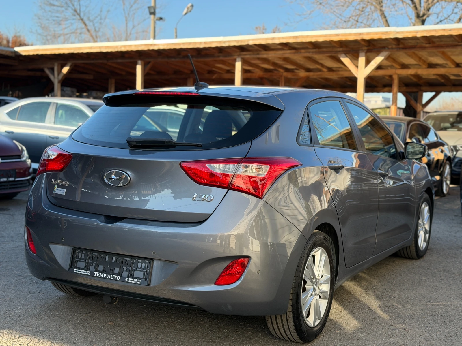 Hyundai I30 1.4i* 99к.с* СЕРВИЗНА КНИЖКА С ПЪЛНА ИСТОРИЯ - изображение 4