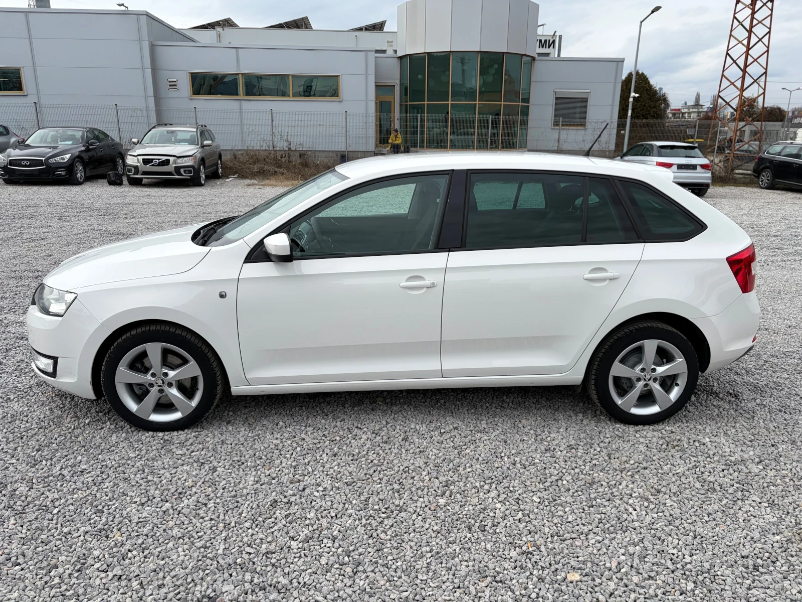 Skoda Rapid ELEGANCE 1.6TDI-105k.c /Navi., Xenon/ | Mobile.bg � ����������� 3