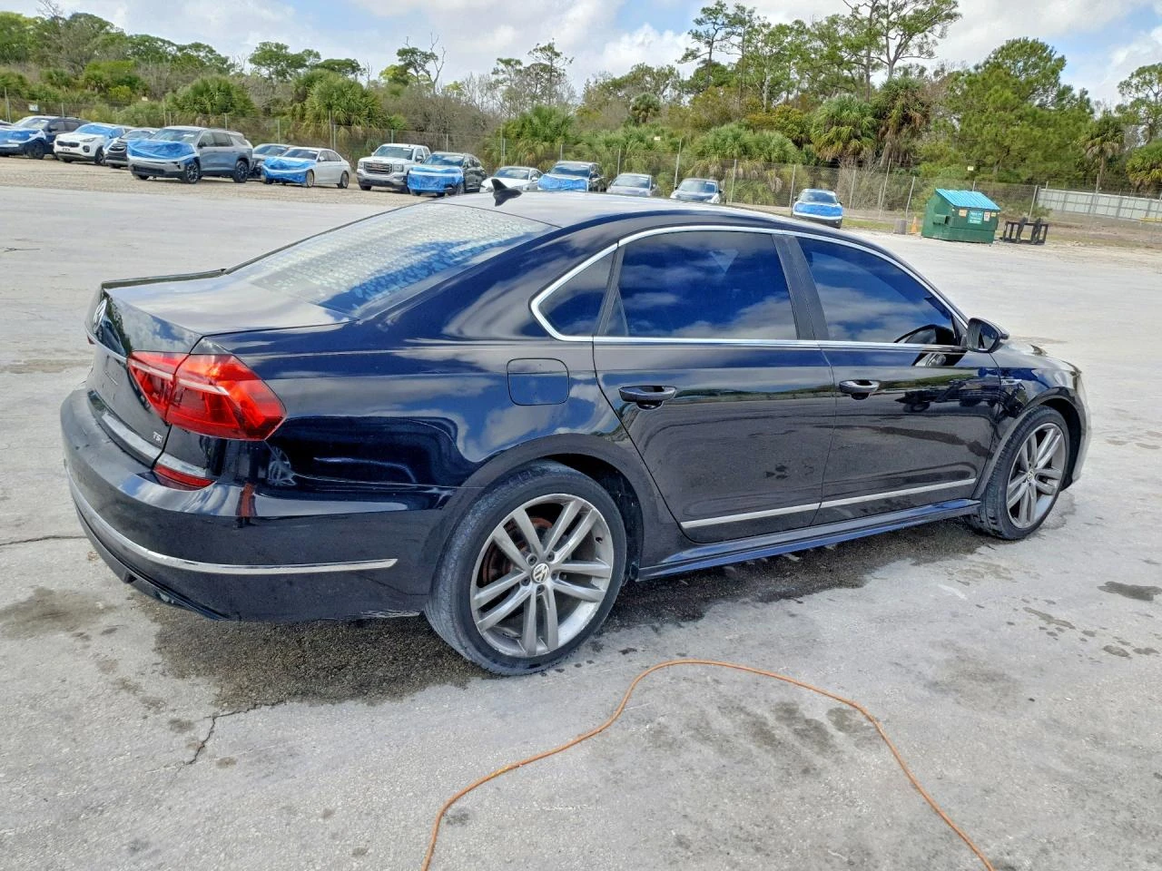 VW Passat R-LINE, снимка 5 - Автомобили и джипове - 53907892