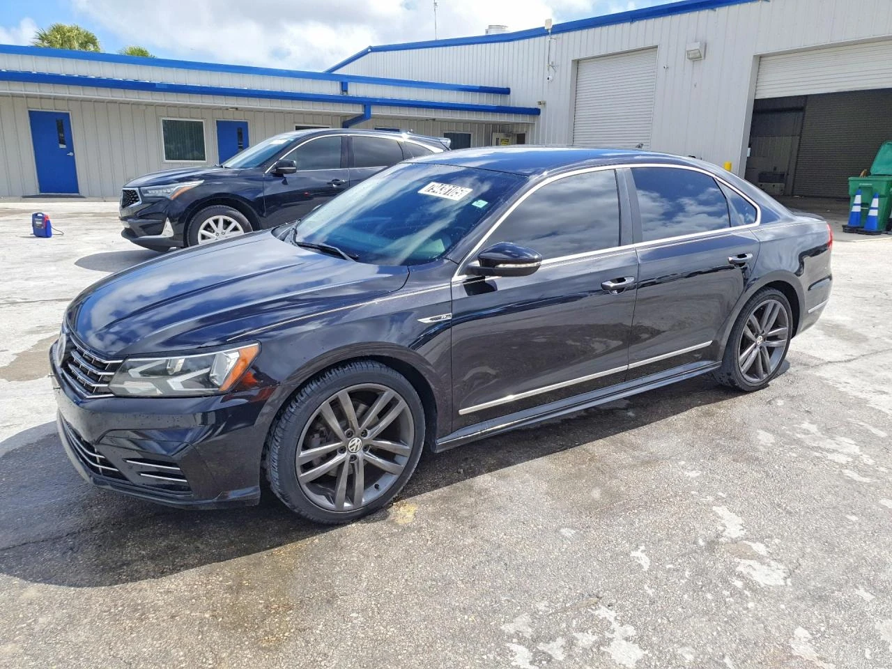 VW Passat R-LINE | Auto.bg — изображение 1