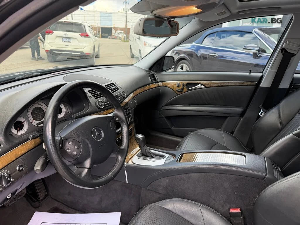 Mercedes-Benz E 55 Sedan* АвтоКредит* (ЦЕНА ДО БГ), снимка 9 - Автомобили и джипове - 54973607
