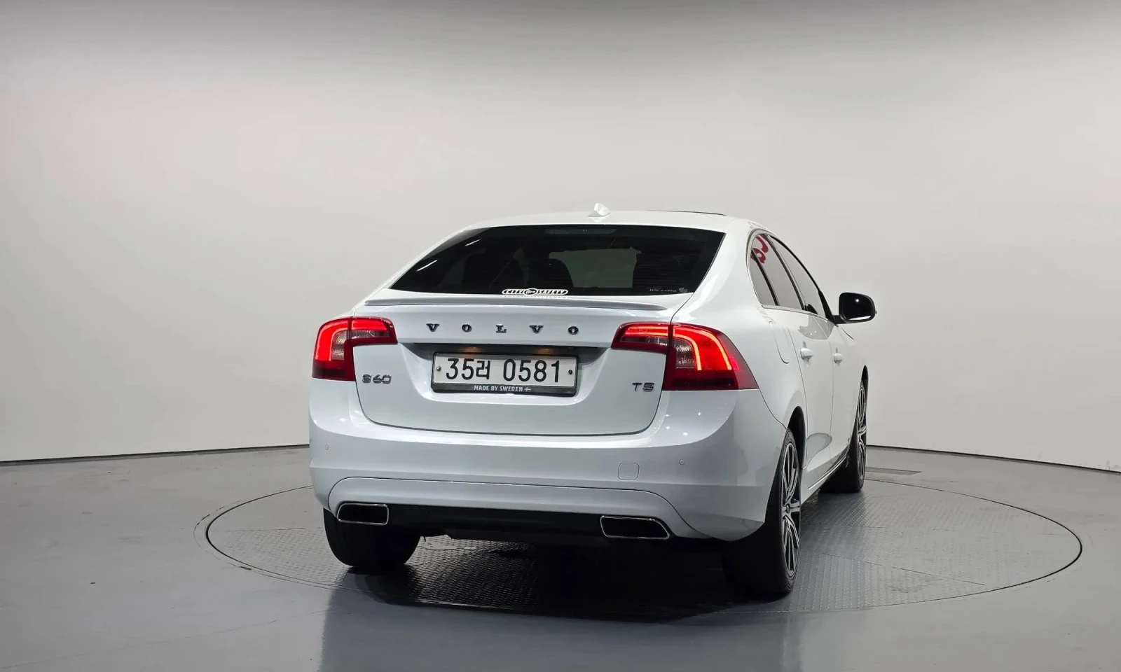 Volvo S60 T5 2.0t, снимка 4 - Автомобили и джипове - 55070820