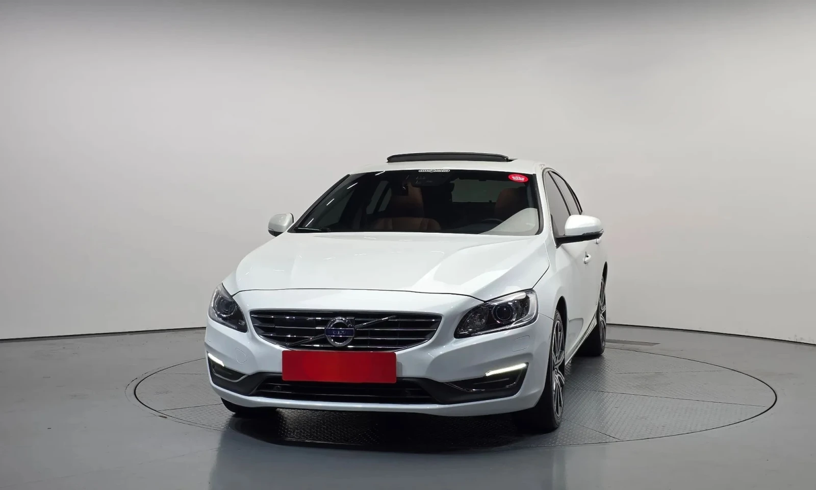 Volvo S60 T5 2.0t, снимка 3 - Автомобили и джипове - 55070820
