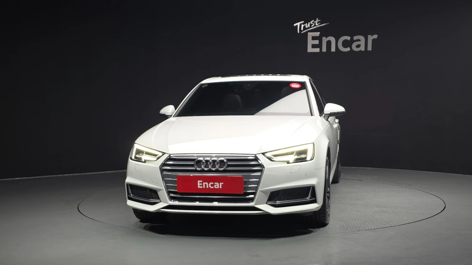 Audi A4 2.0 40 TFSI Premium, снимка 3 - Автомобили и джипове - 55198651