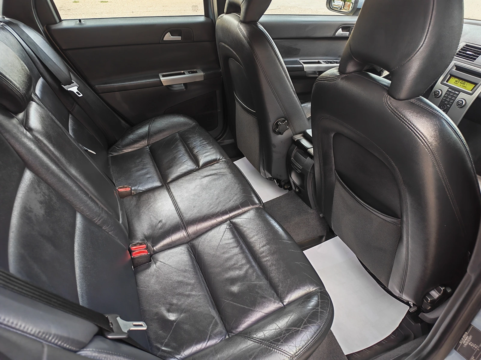 Volvo V50 1.8i-КЛИМАТИК, снимка 13 - Автомобили и джипове - 55597687