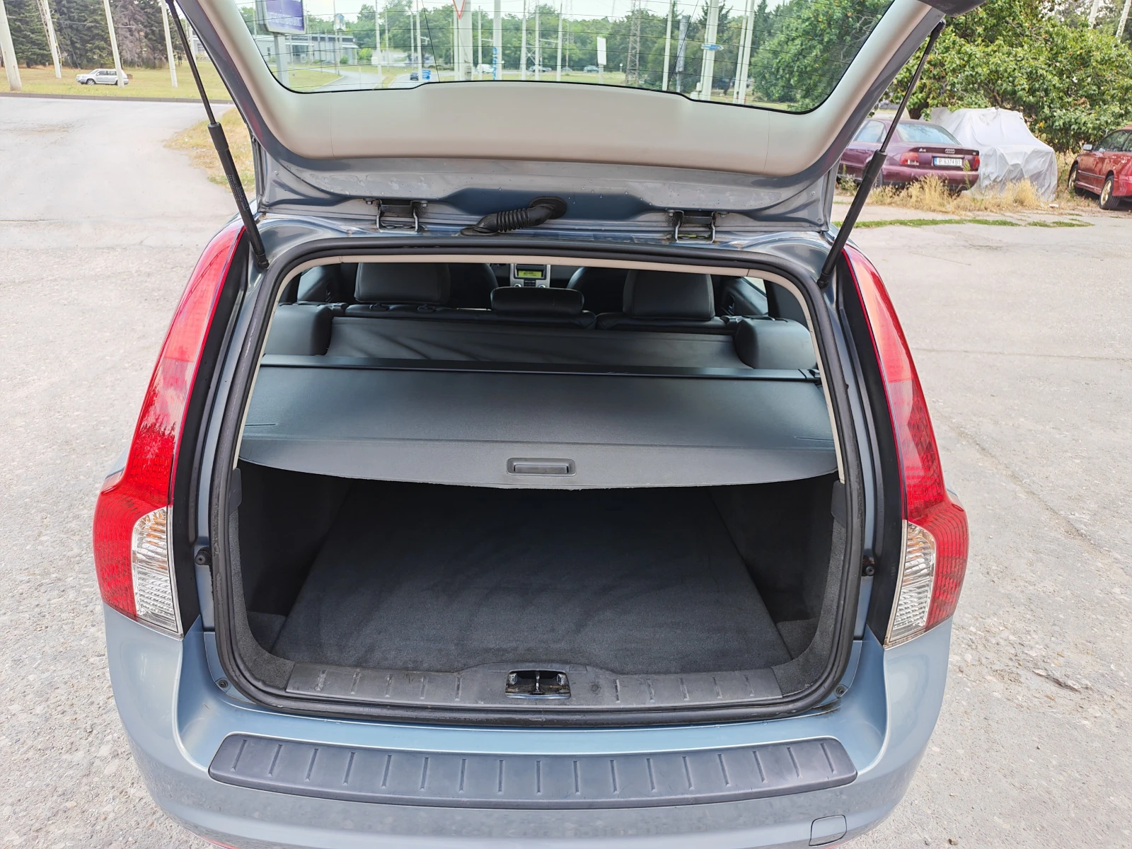 Volvo V50 1.8i-КЛИМАТИК, снимка 14 - Автомобили и джипове - 55597687