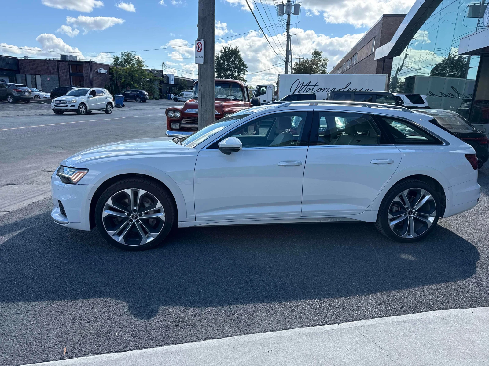 Audi A6 Allroad * Technik * CARFAX * ОПЦИЯ ЗА ФИНАНСИРАНЕ , снимка 2 - Автомобили и джипове - 55850093