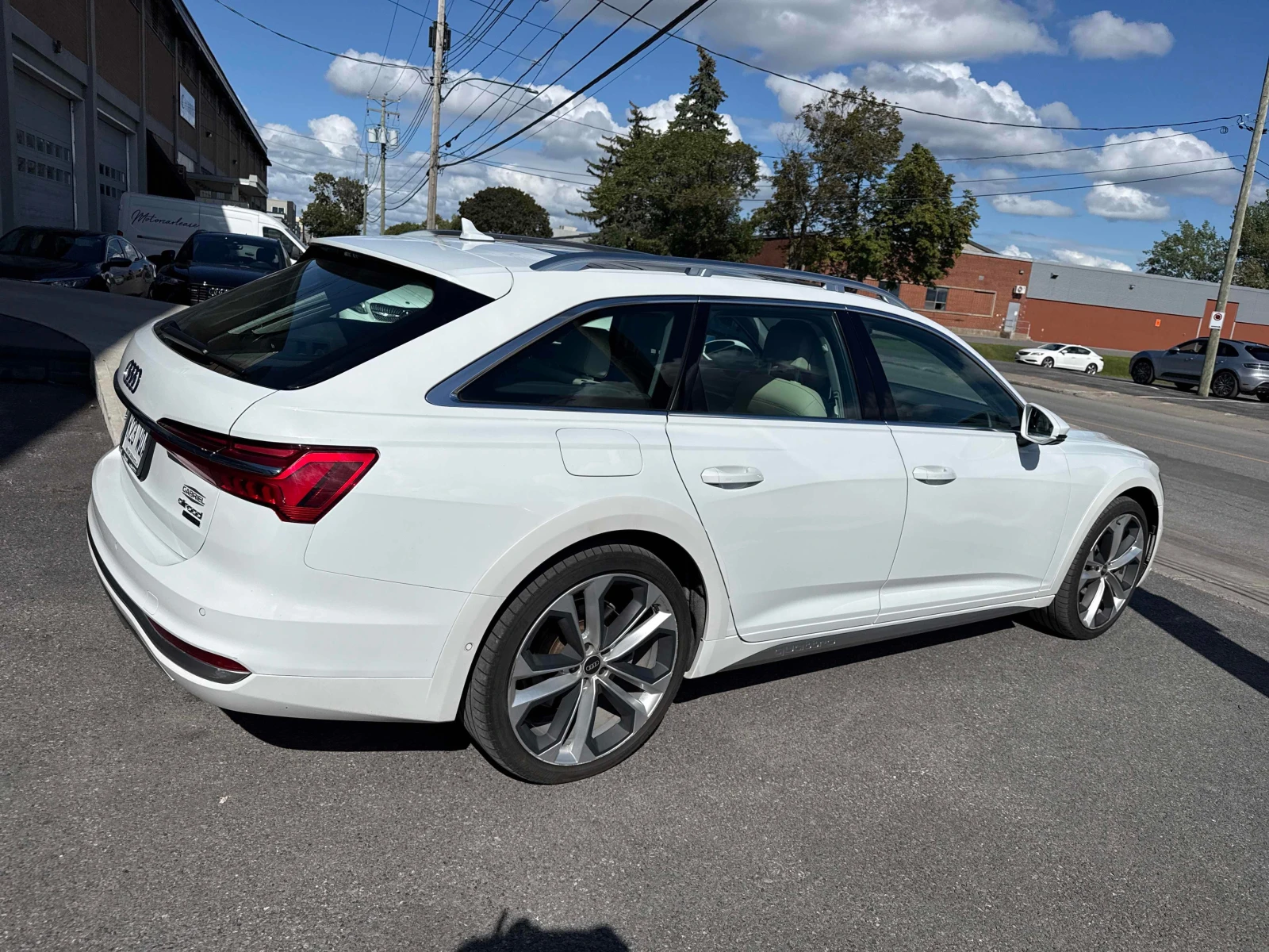 Audi A6 Allroad * Technik * CARFAX * ОПЦИЯ ЗА ФИНАНСИРАНЕ , снимка 3 - Автомобили и джипове - 55850093