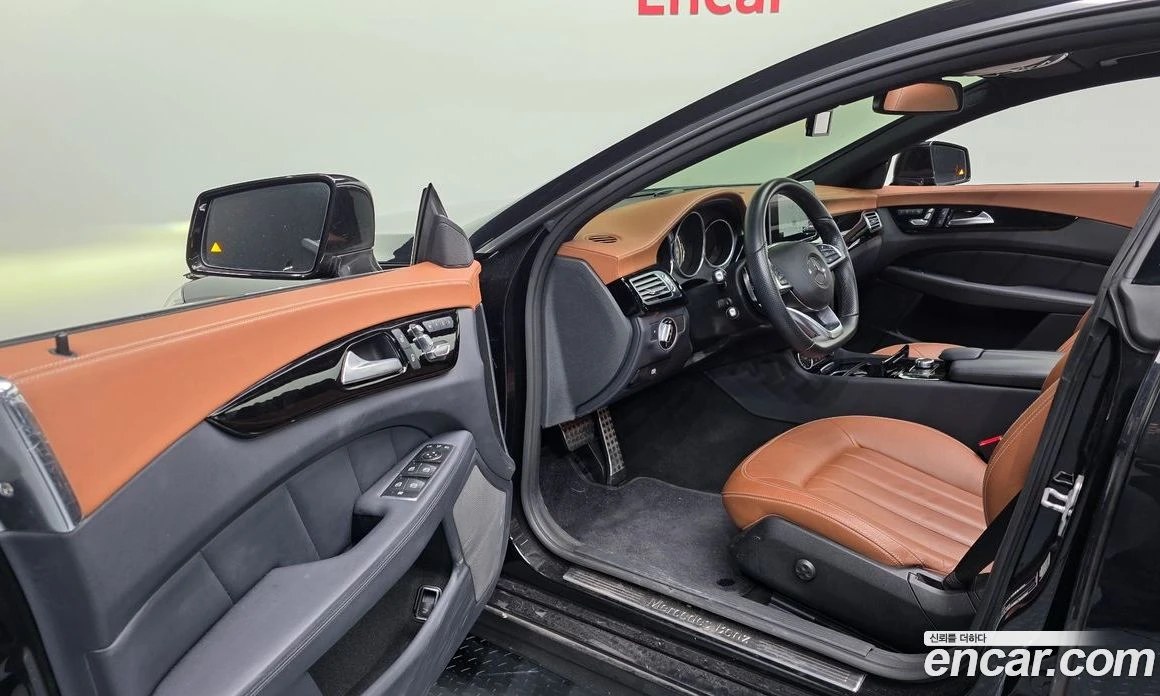 Mercedes-Benz CLS CLS250 d 4MATIC AMG Line, снимка 12 - Автомобили и джипове - 56122382